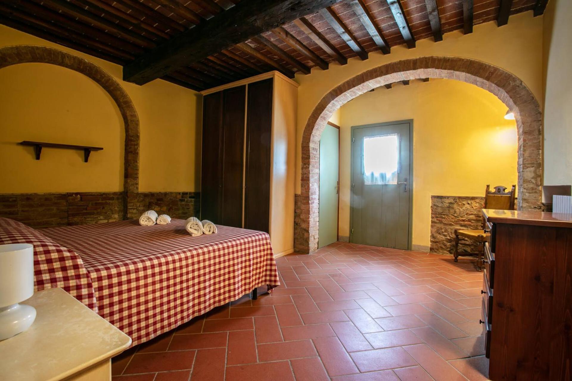 Fattoria Di Colleoli Guest House Bagian luar foto