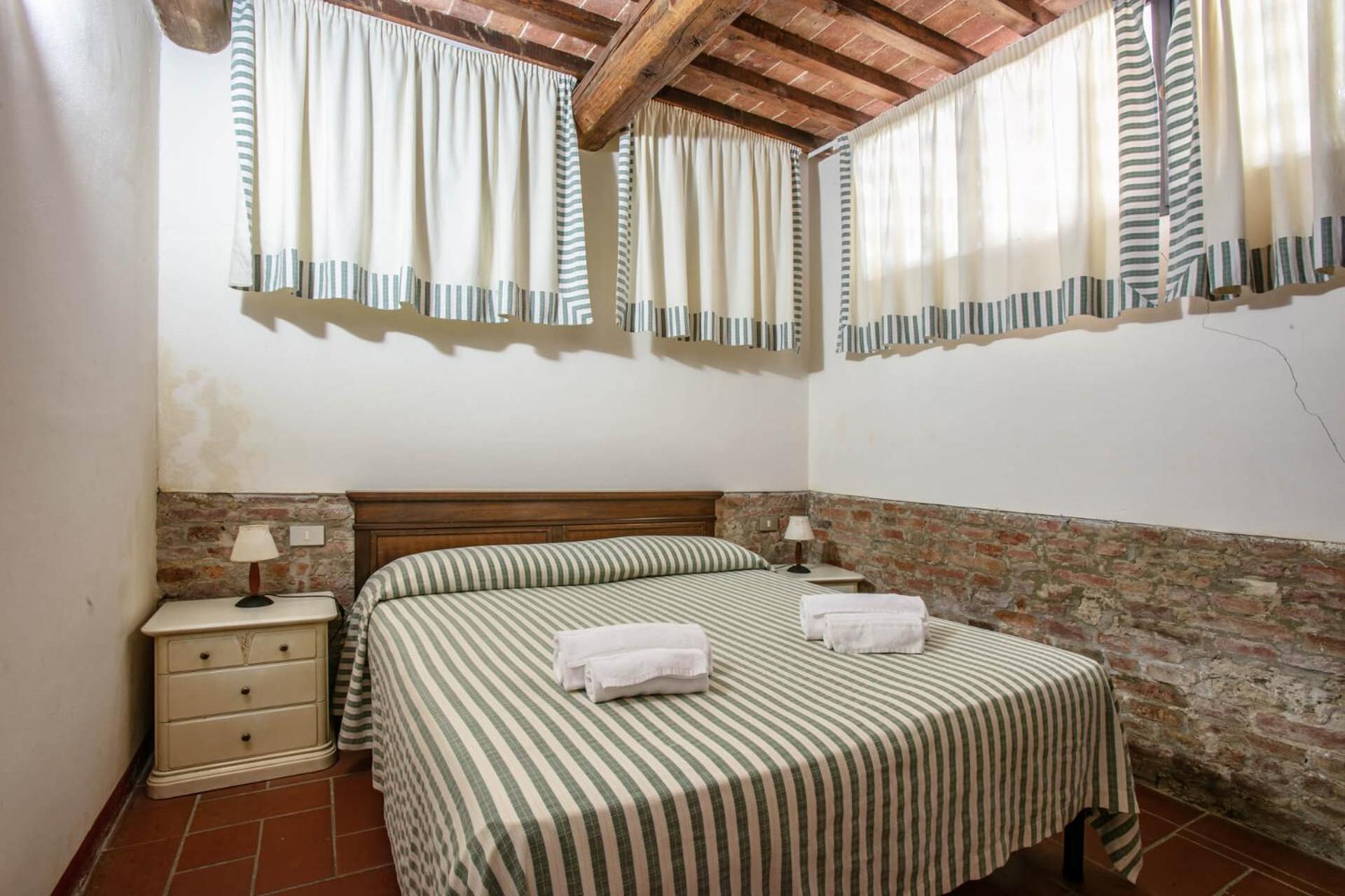 Fattoria Di Colleoli Guest House Bagian luar foto